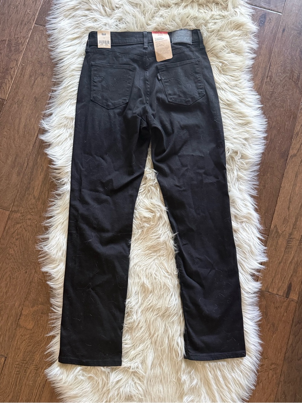 NWT Levi's Black Classic Straight-Leg Jeans - Picture 8 of 11